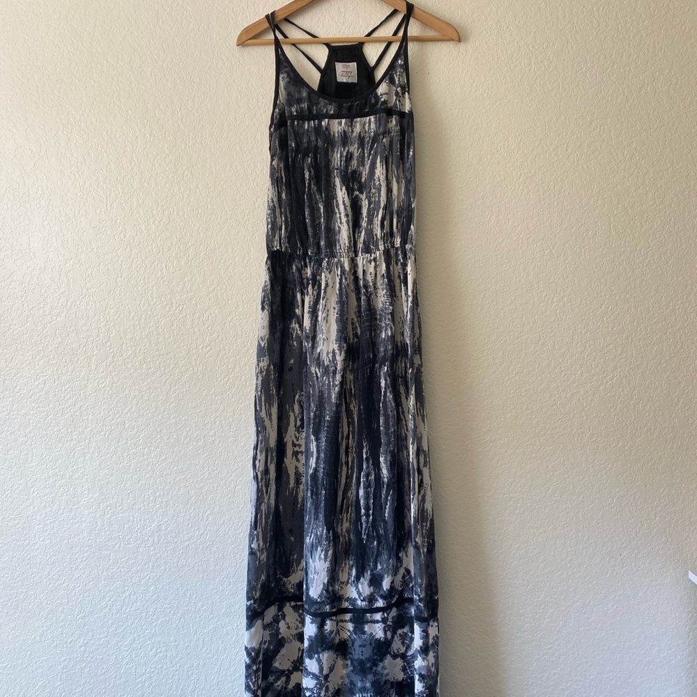 Suzy Chin silk black/white maxi dress M.